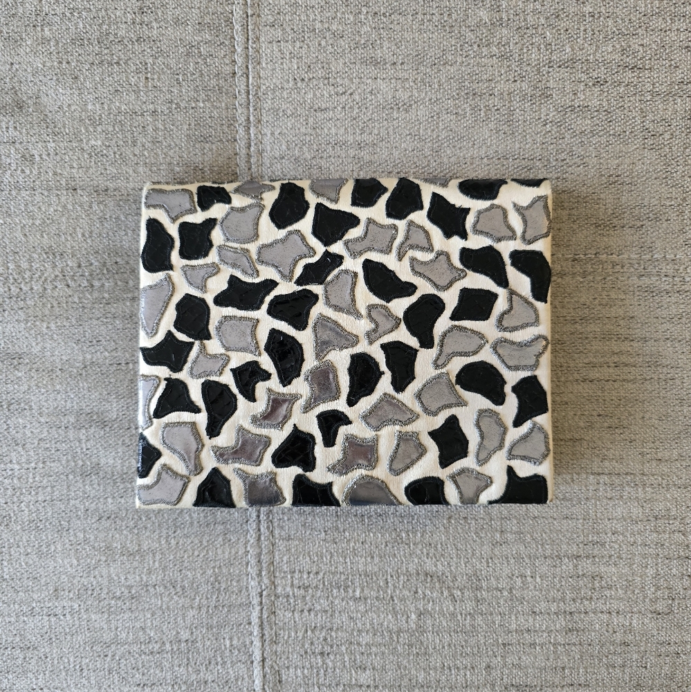 Valentino Garavani Vintage Night Leather Patched and Suede Purse / Clutch - Picture 7 of 11